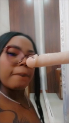 grad and suck big dildo