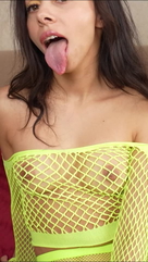 Long tongue and mesh top